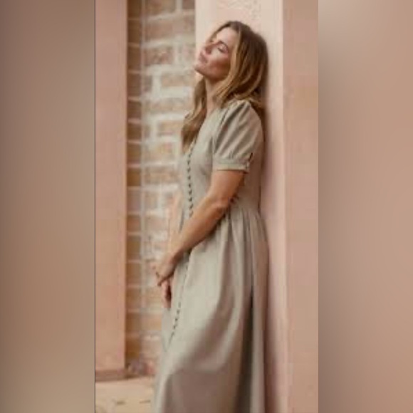 HOUSE OF BRUAR V-Neck Midi Dress with Button Front in Taupe 100% Merino wool 16 - Picture 5 of 8